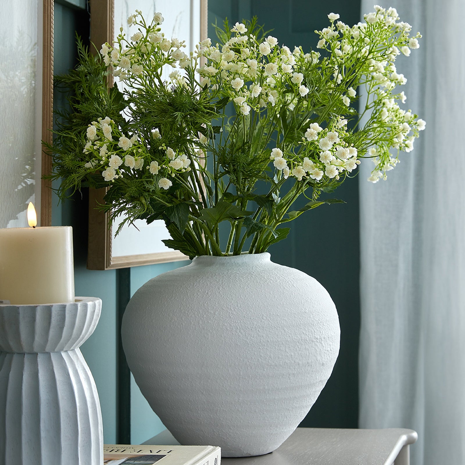 Regola Large Matt White Ceramic Vase – Contemporary Coastal Centerpiece