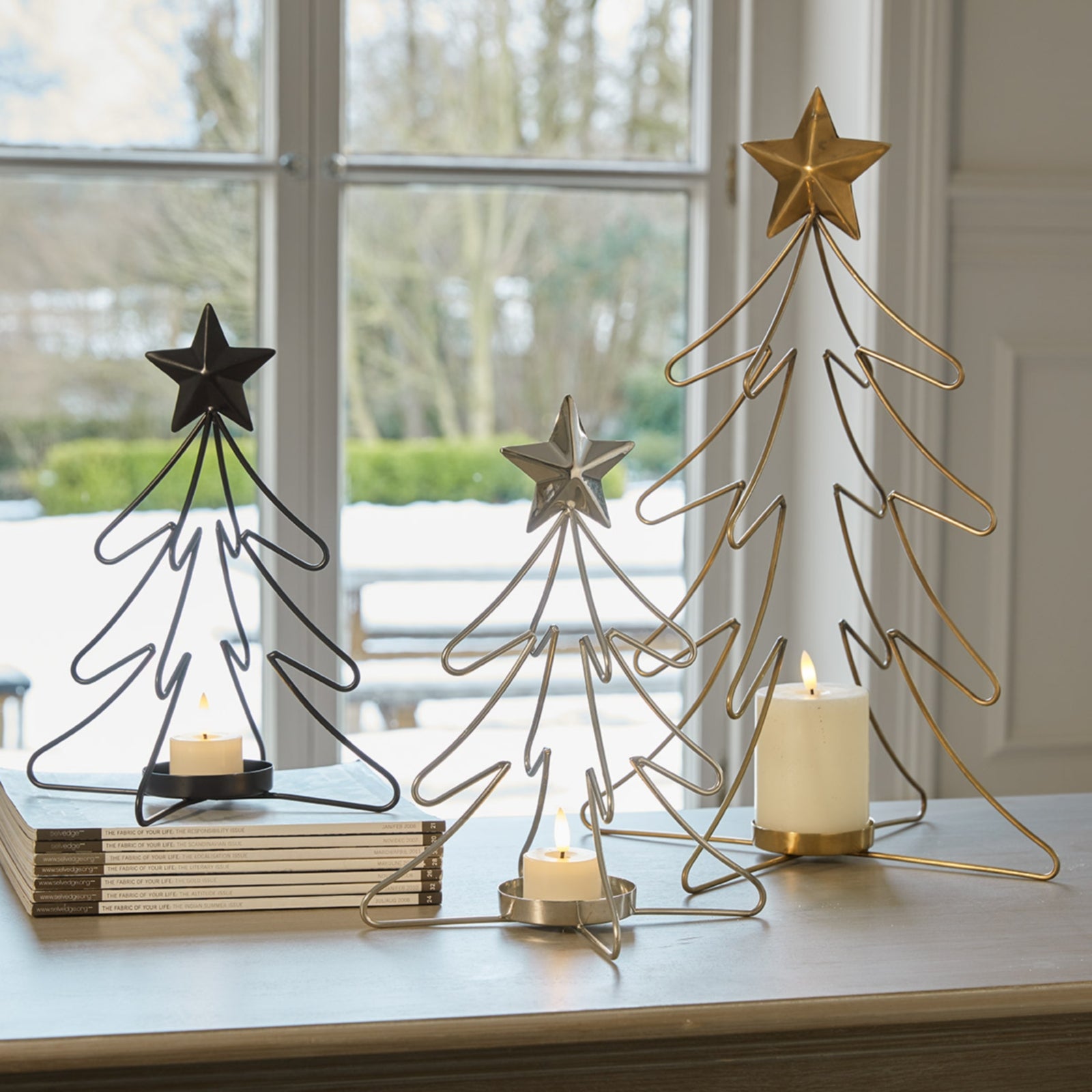 Rustic Outline Star With Four Glass Votives