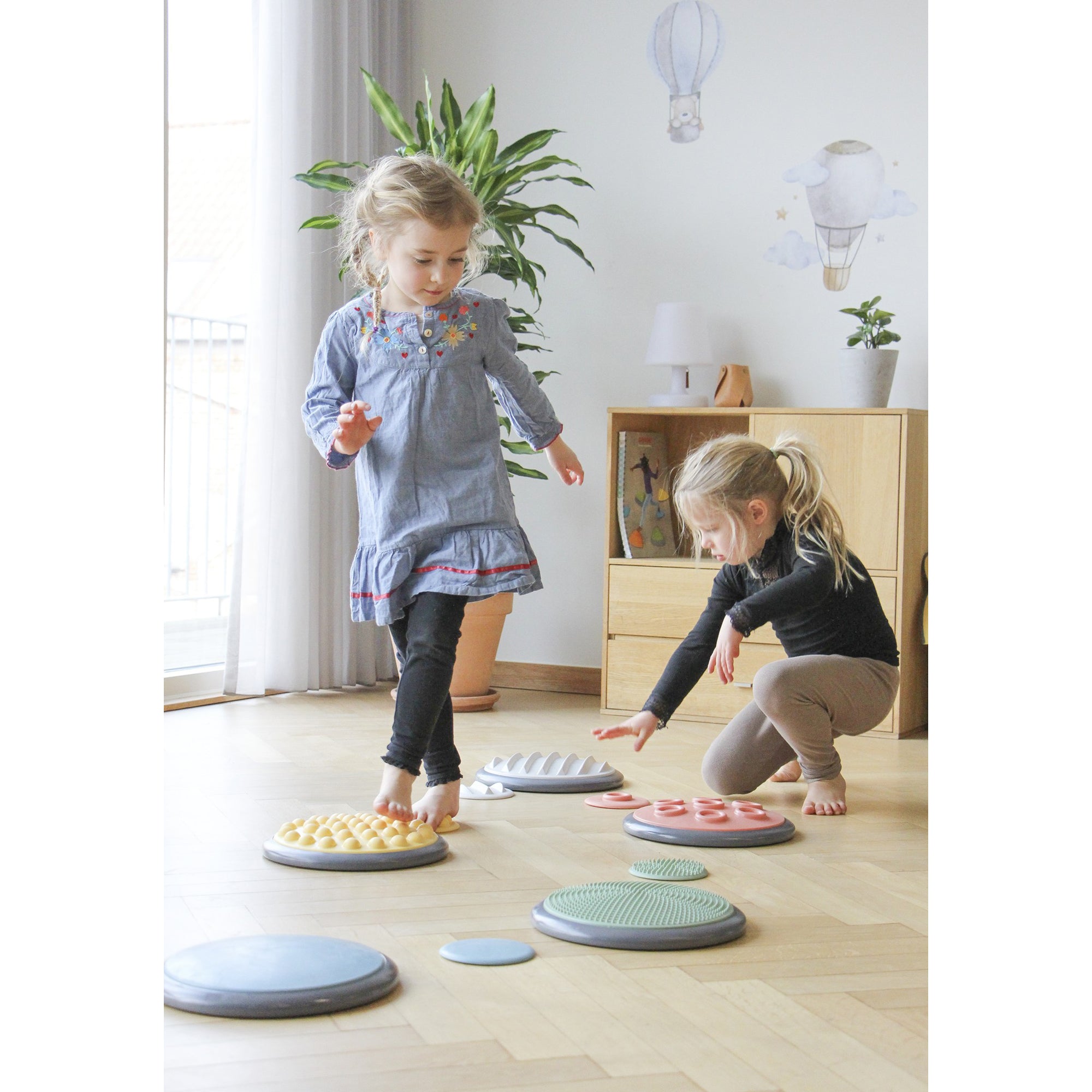 Gonge Tactile Discs Set – Sensory Play Discs for Hands and Feet, 10 Pieces