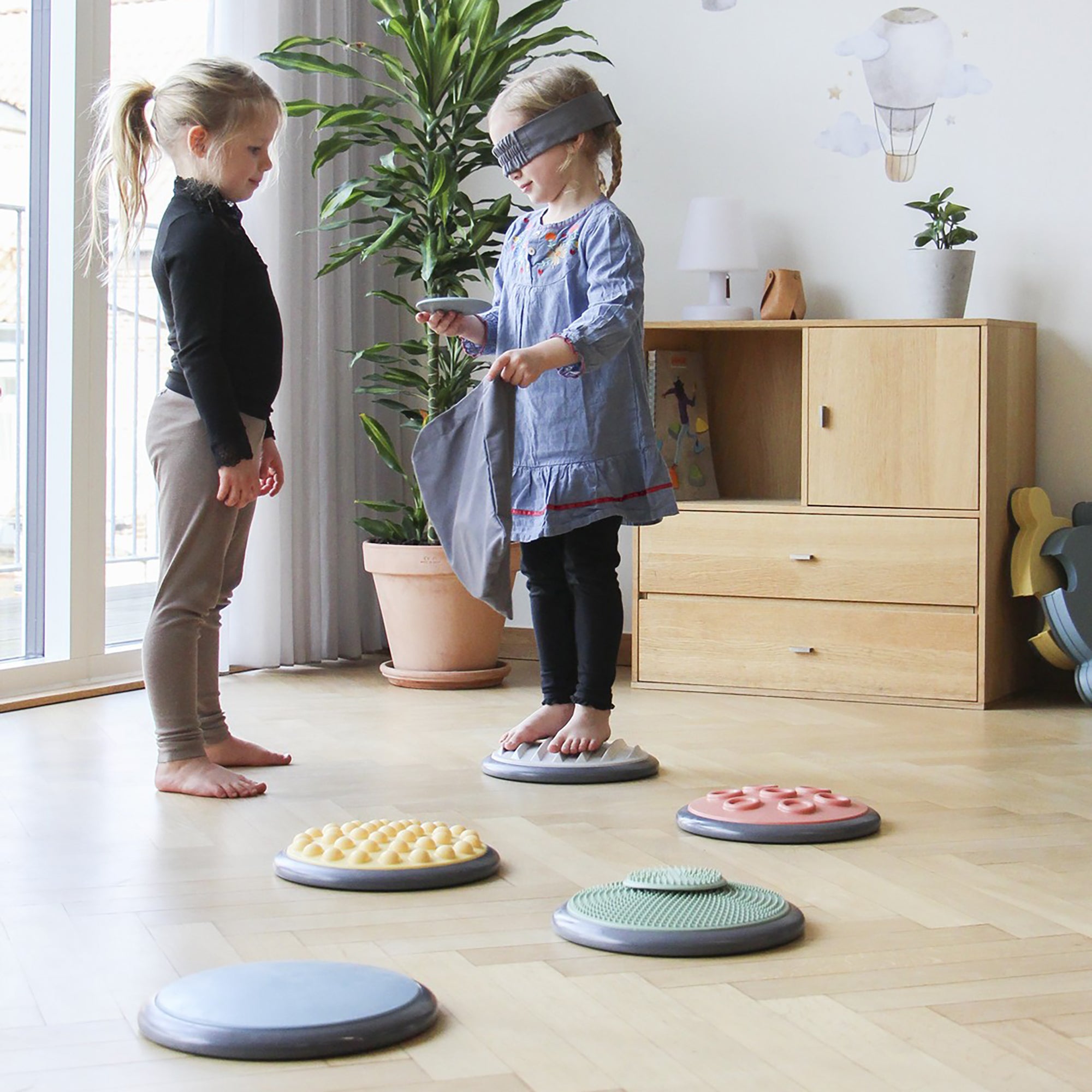 Gonge Tactile Discs Set – Sensory Play Discs for Hands and Feet, 10 Pieces