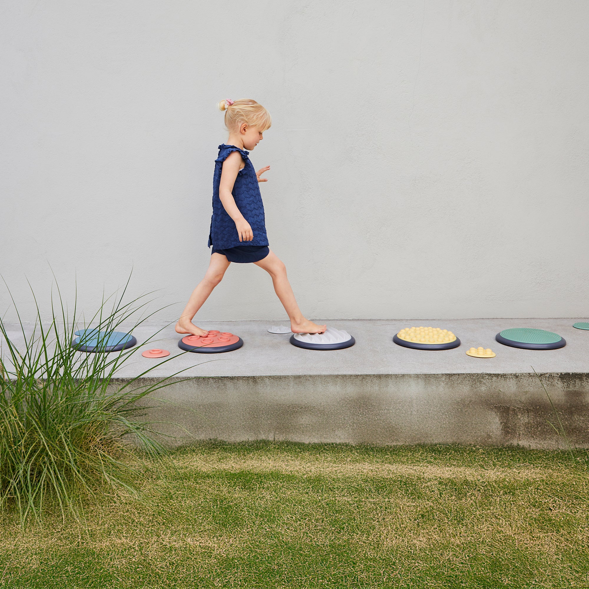 Gonge Tactile Discs Set – Sensory Play Discs for Hands and Feet, 10 Pieces