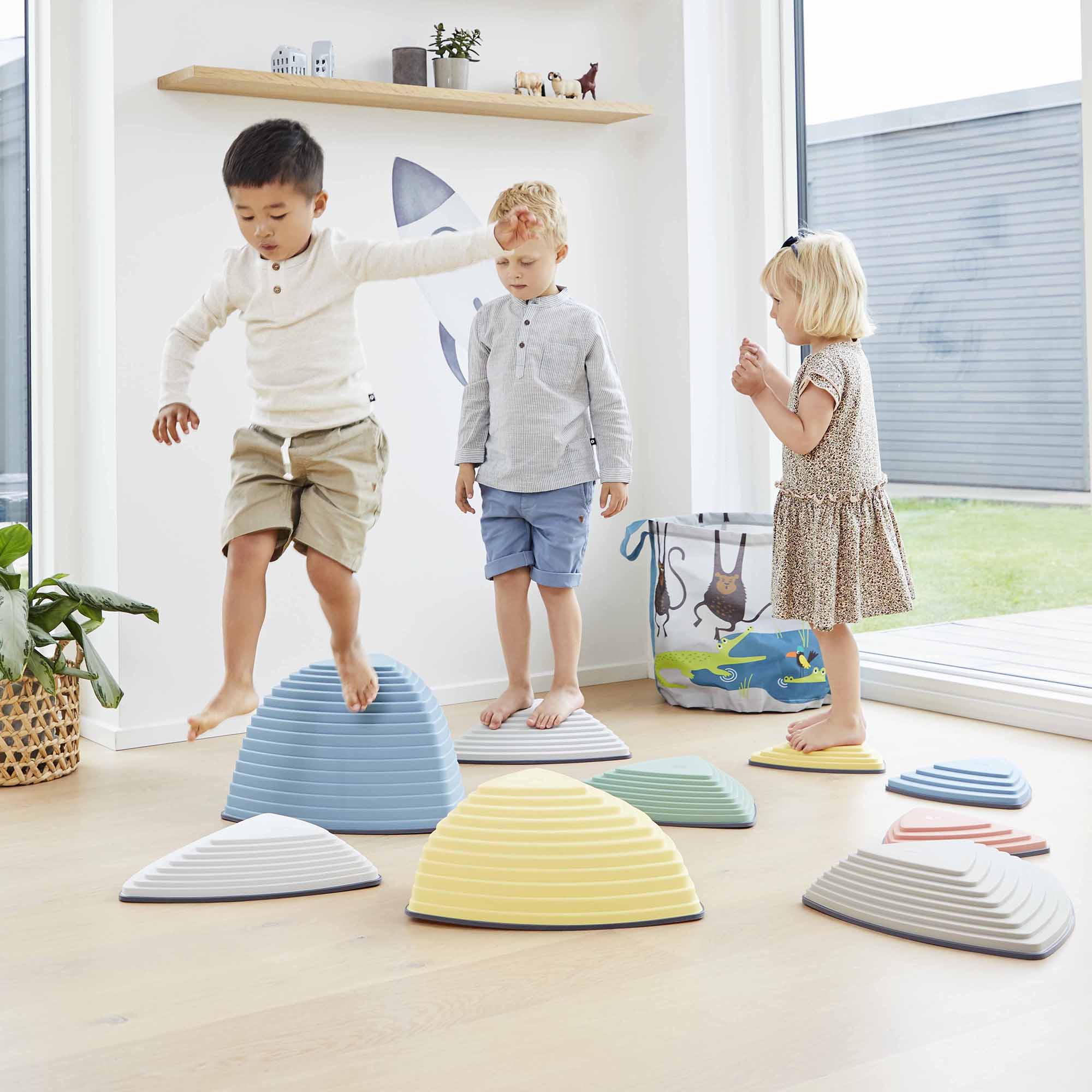 Gonge Hilltops – Balance and Coordination Stepping Hill Set, 3 Heights
