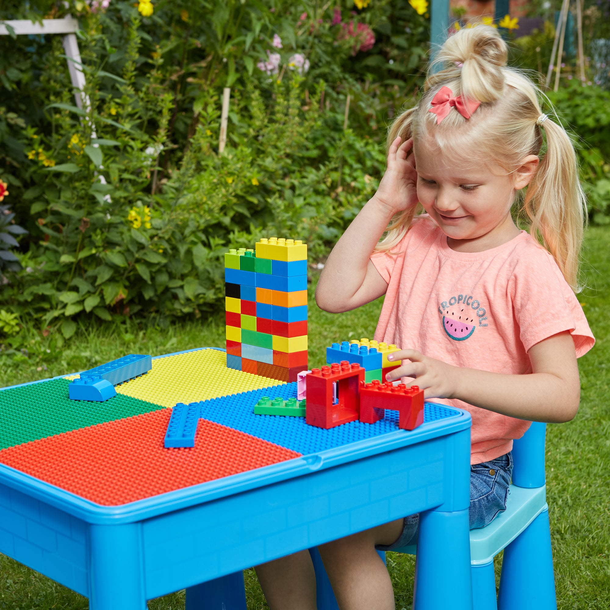 Kids 5-in-1 Activity Table & 2 Chairs Set – Reversible Construction, Sand & Water Play