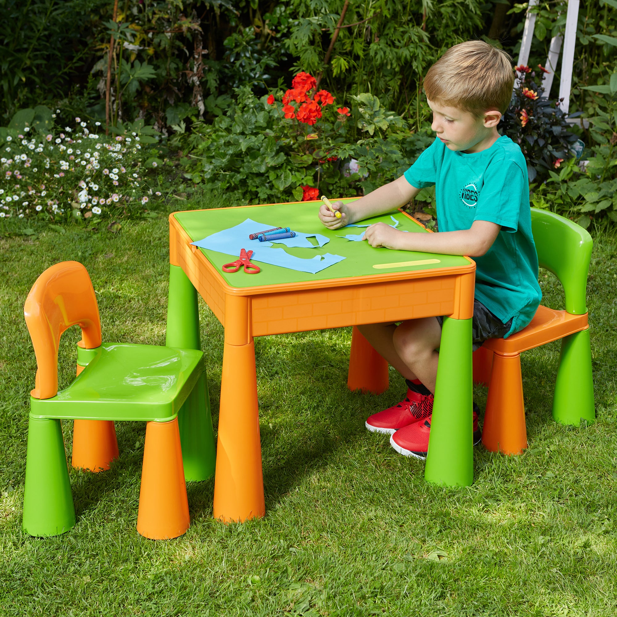 Kids 5-in-1 Activity Table & 2 Chairs Set – Reversible Construction, Sand & Water Play