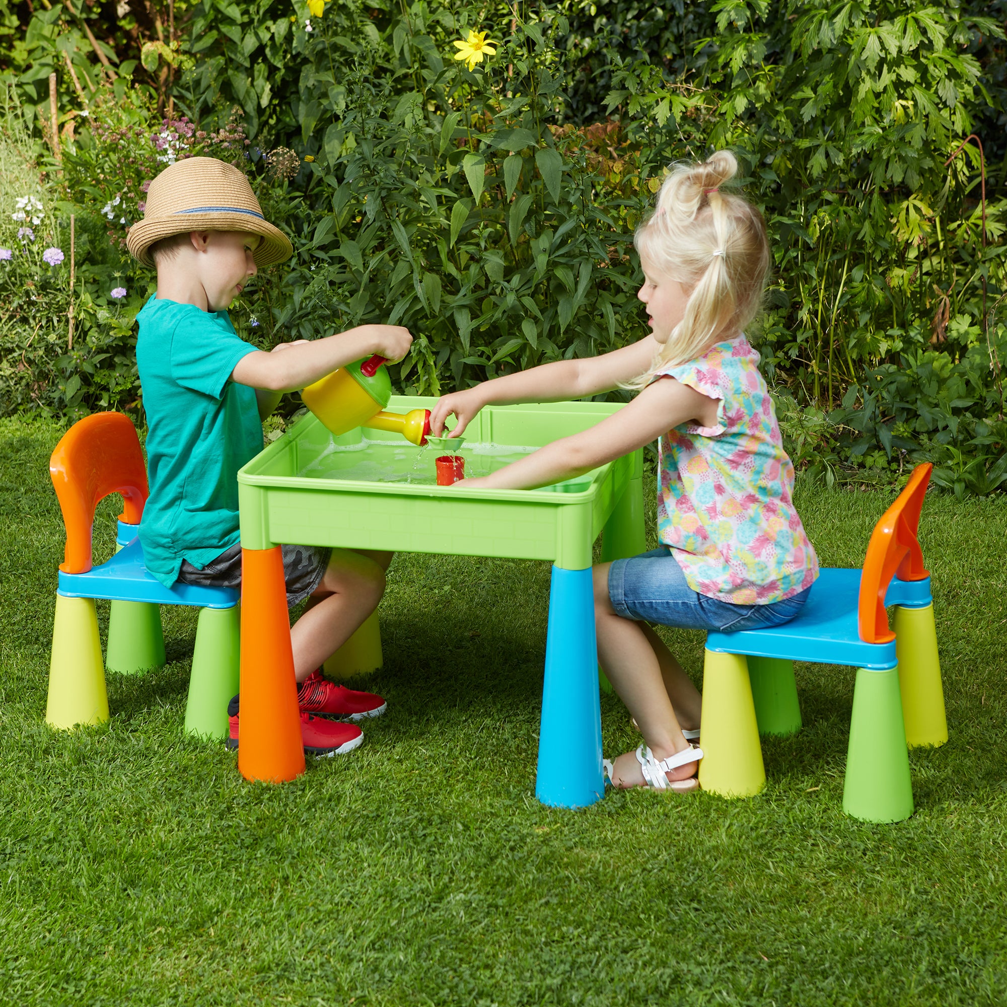 Kids 5-in-1 Activity Table & 2 Chairs Set – Reversible Construction, Sand & Water Play