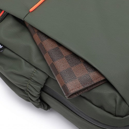 Kono Water - Resistant Ultra - Thin Lightweight Sling Chest Bag with Reflective Trim - Green