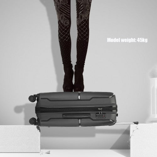 British Traveller 28 Inch Spinner Hard Shell PP Suitcase With TSA Lock - Black