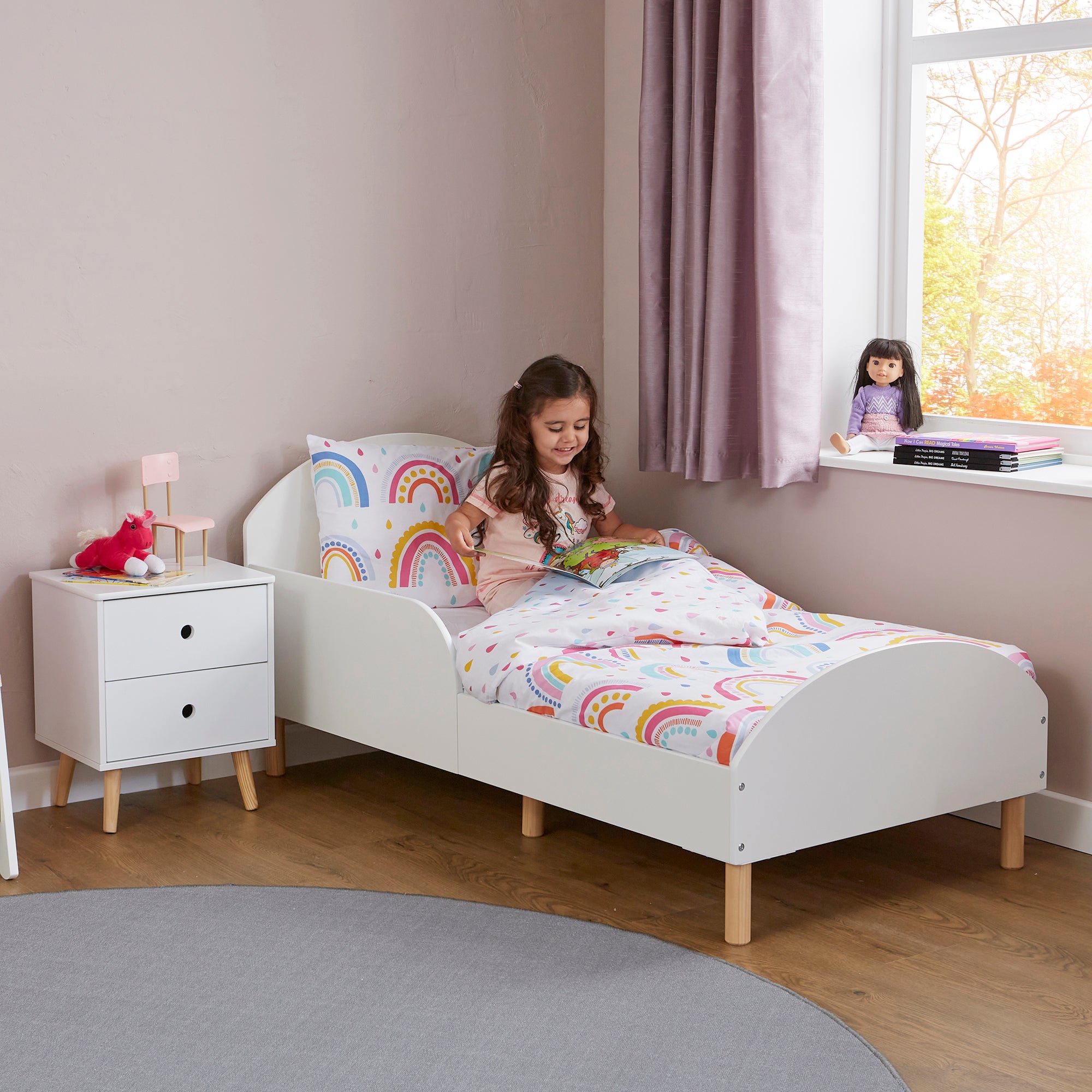 White Kids Toddler Bed – Low Ground Safe Transition Cot Bed Ages 18m-5y