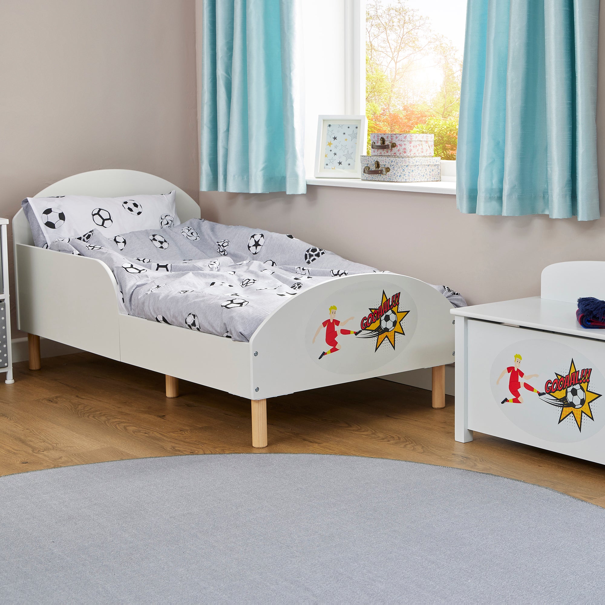 Football Themed Toddler Bed – Kids Soccer Design Cot Transition Bed