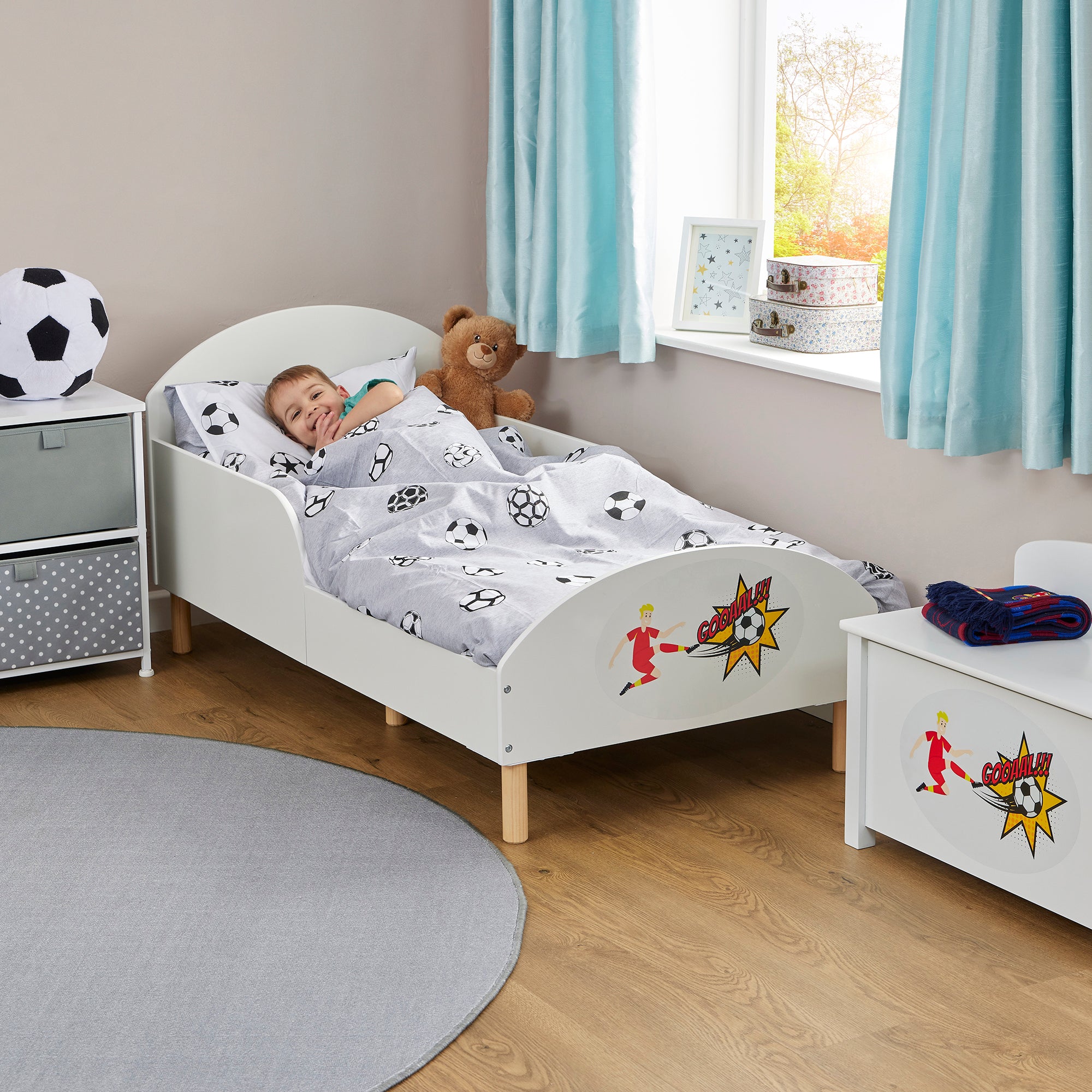 Football Themed Toddler Bed – Kids Soccer Design Cot Transition Bed
