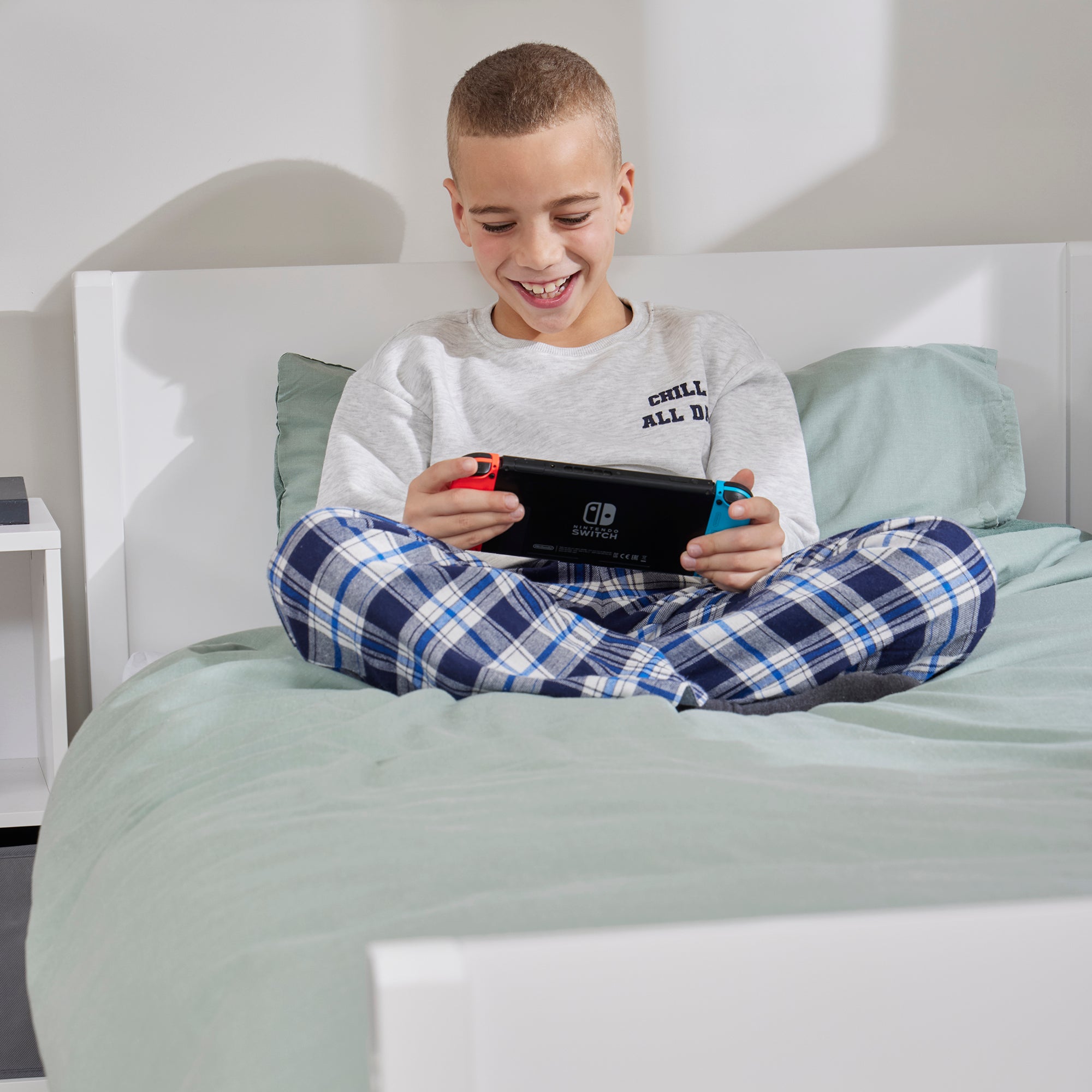 Kids Single White Bed – Safe Engineered Wood Single (Ages 4+)