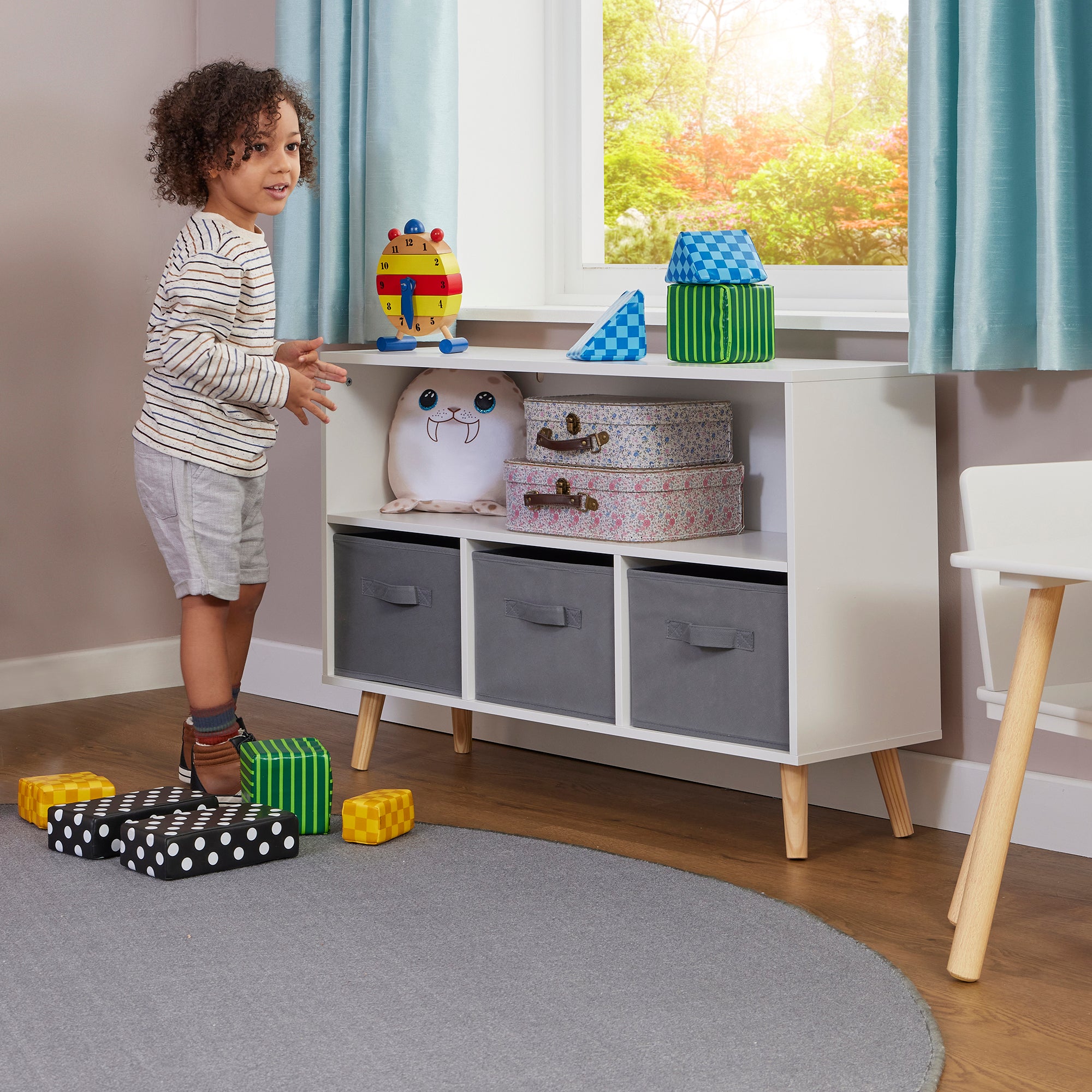 Kids Storage Shelf with 3 Fabric Bins (Ages 3-12 Years)