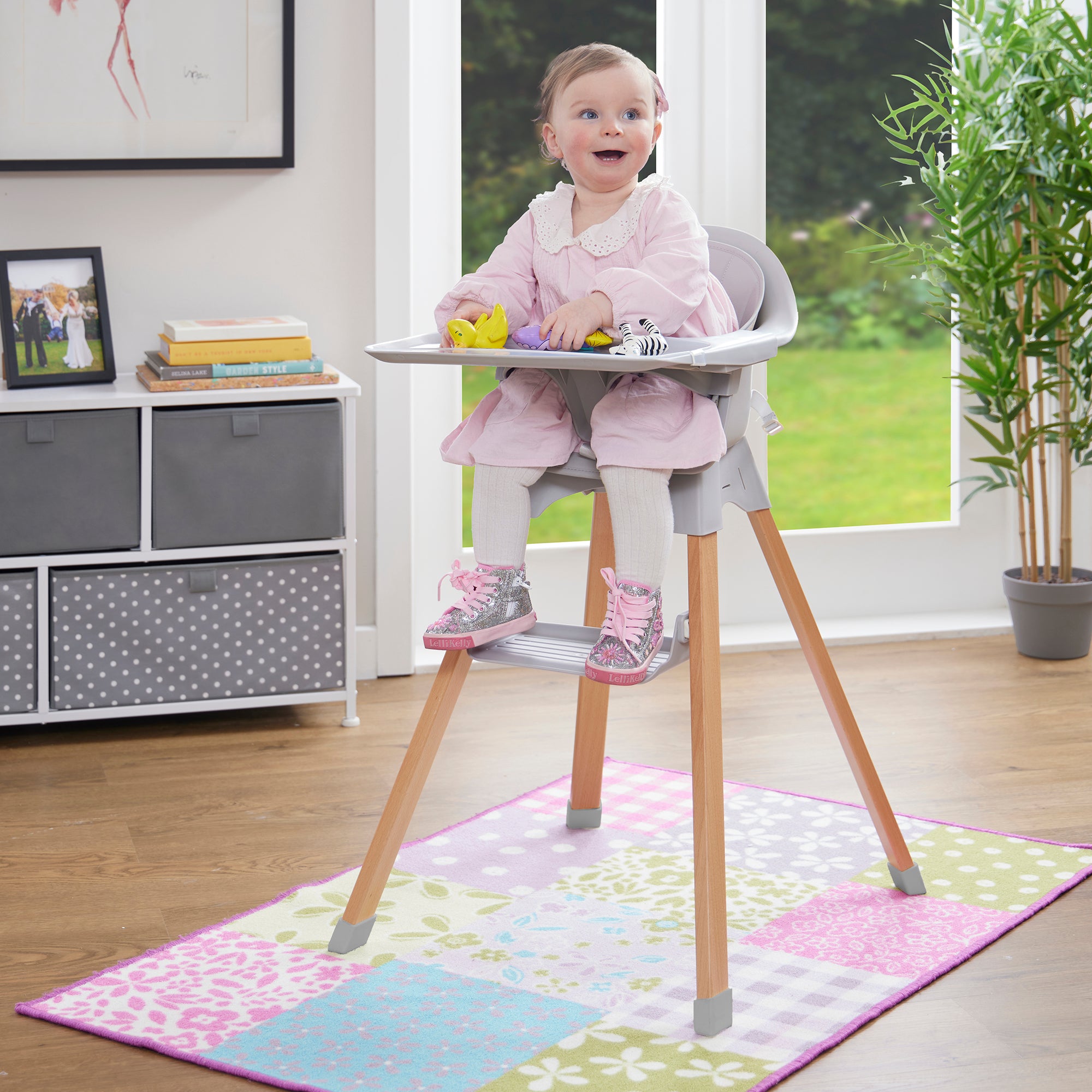 Kids Nordic Highchair – Adjustable Tray & Footrest (6 Months+)