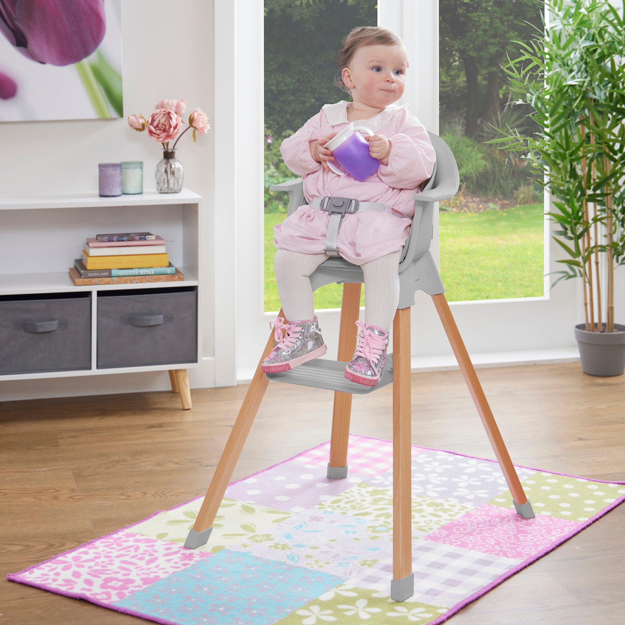 Kids Nordic Highchair – Adjustable Tray & Footrest (6 Months+)