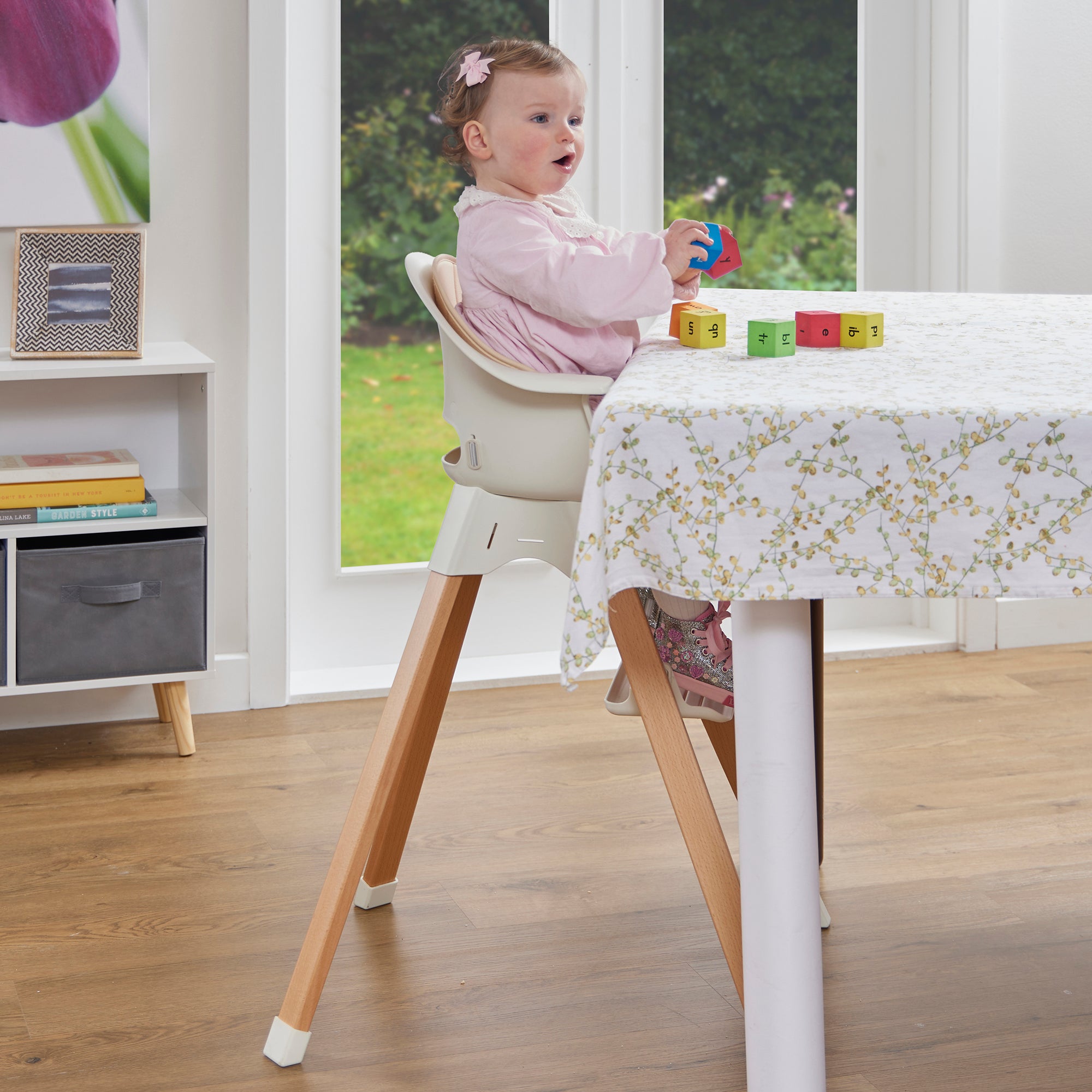 Kids Nordic Highchair – Adjustable Tray & Footrest (6 Months+)