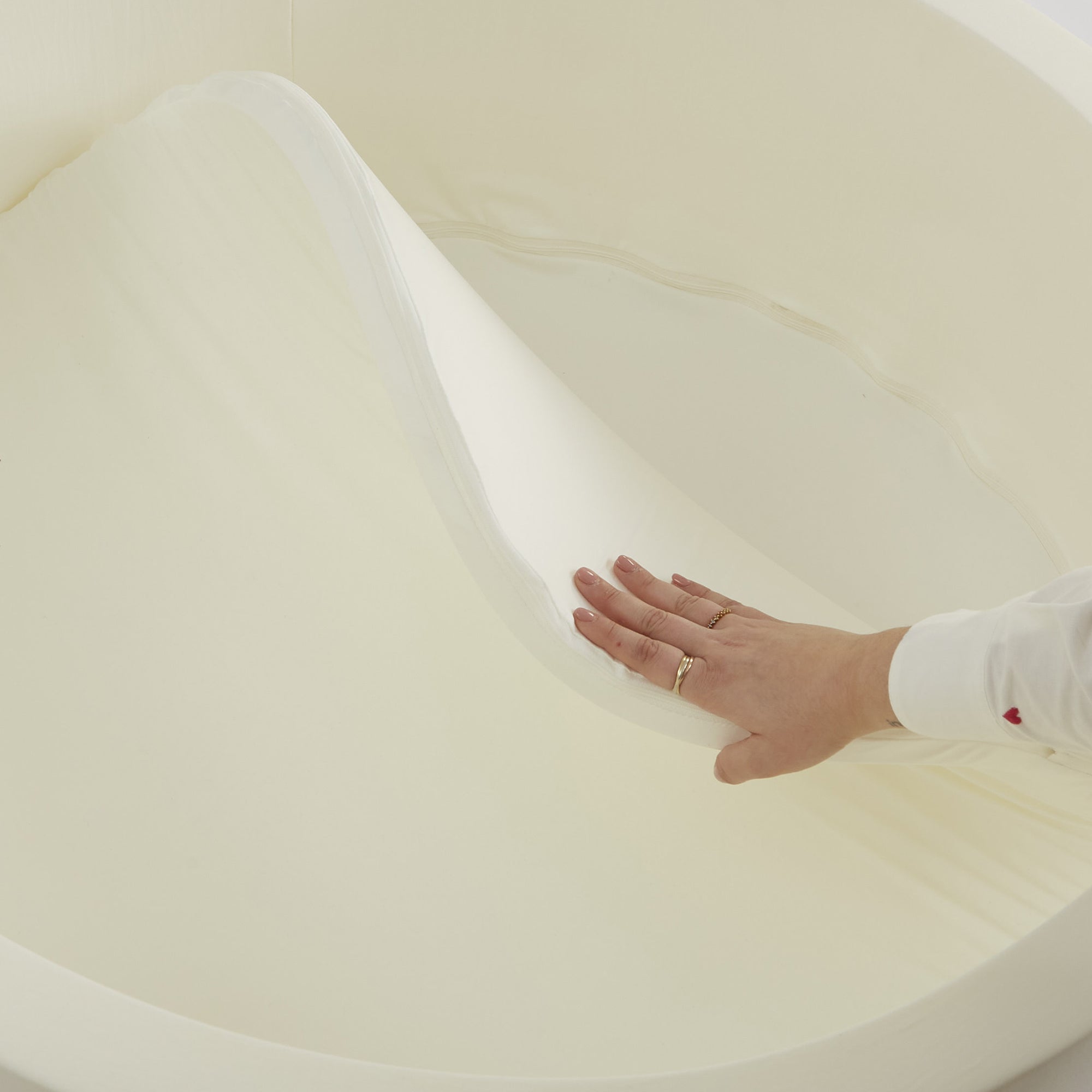 Kids Soft Foam Ball Pit with 200 Balls – Sensory Play (6 Months-3 Years)