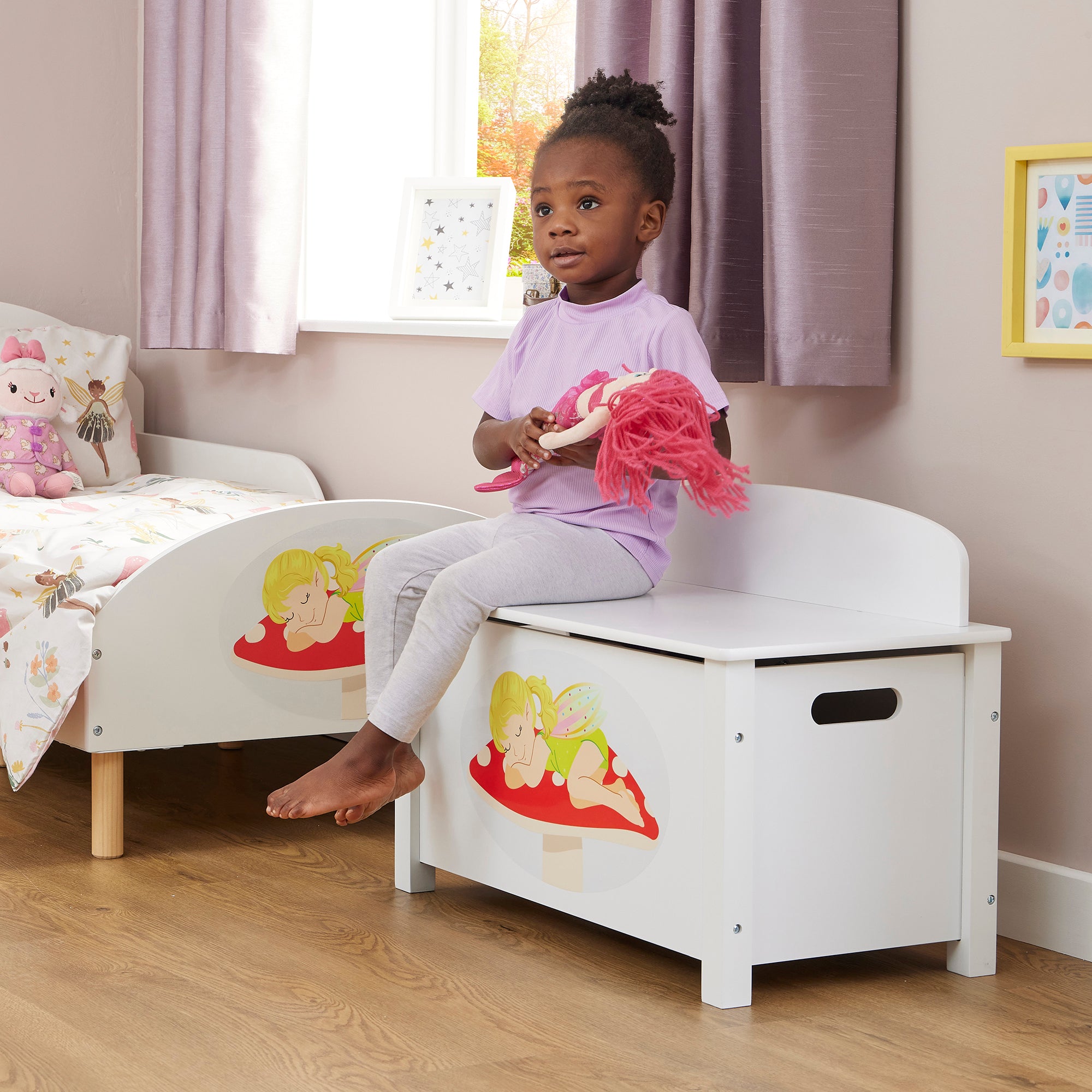 Kids White Wooden Toy Box Safe Hinged Storage (Ages 3+)