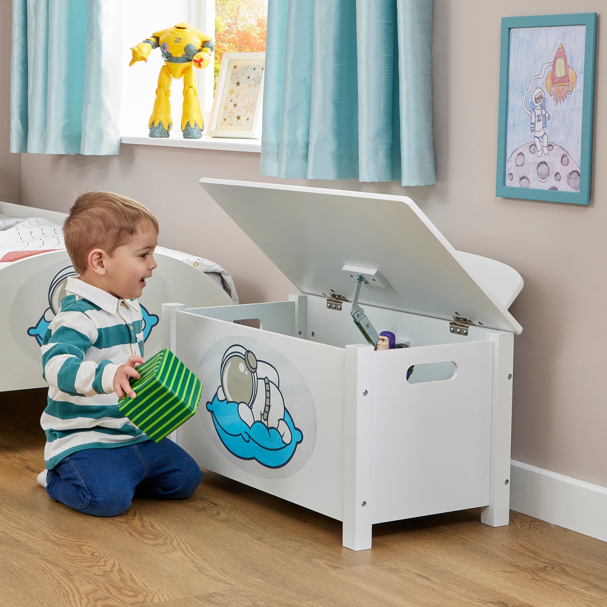 Kids White Wooden Space Toy Box Safe Hinged Storage (Ages 3+)