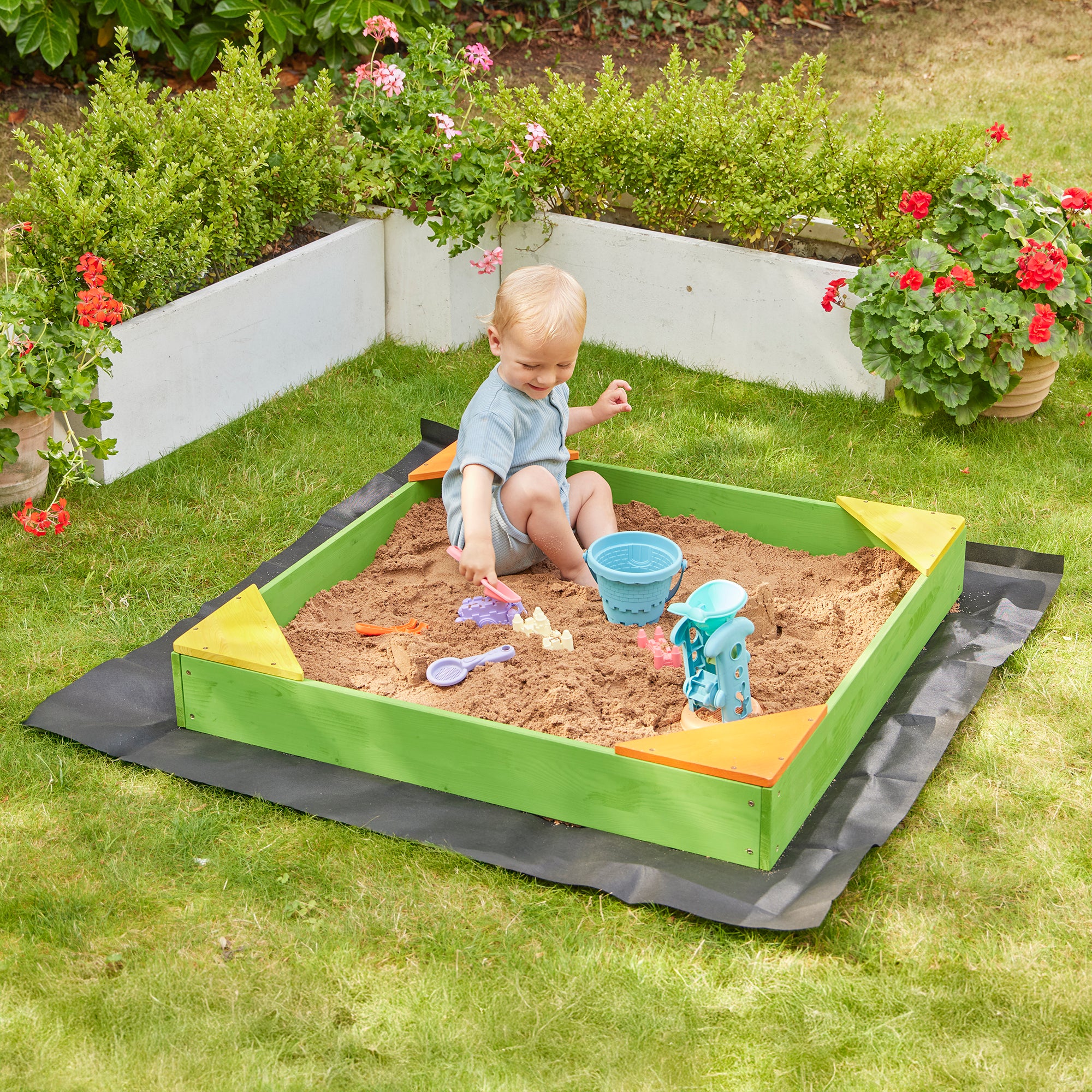 Kids Wooden Sandpit with Cover Cedar (18 Months+)
