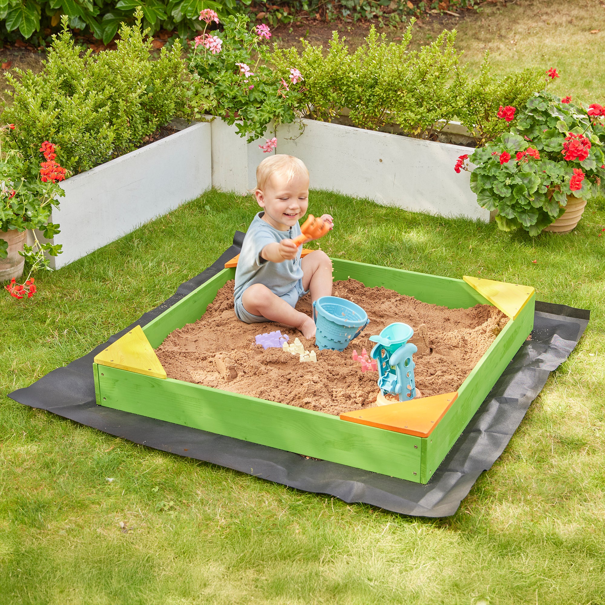 Kids Wooden Sandpit with Cover Cedar (18 Months+)