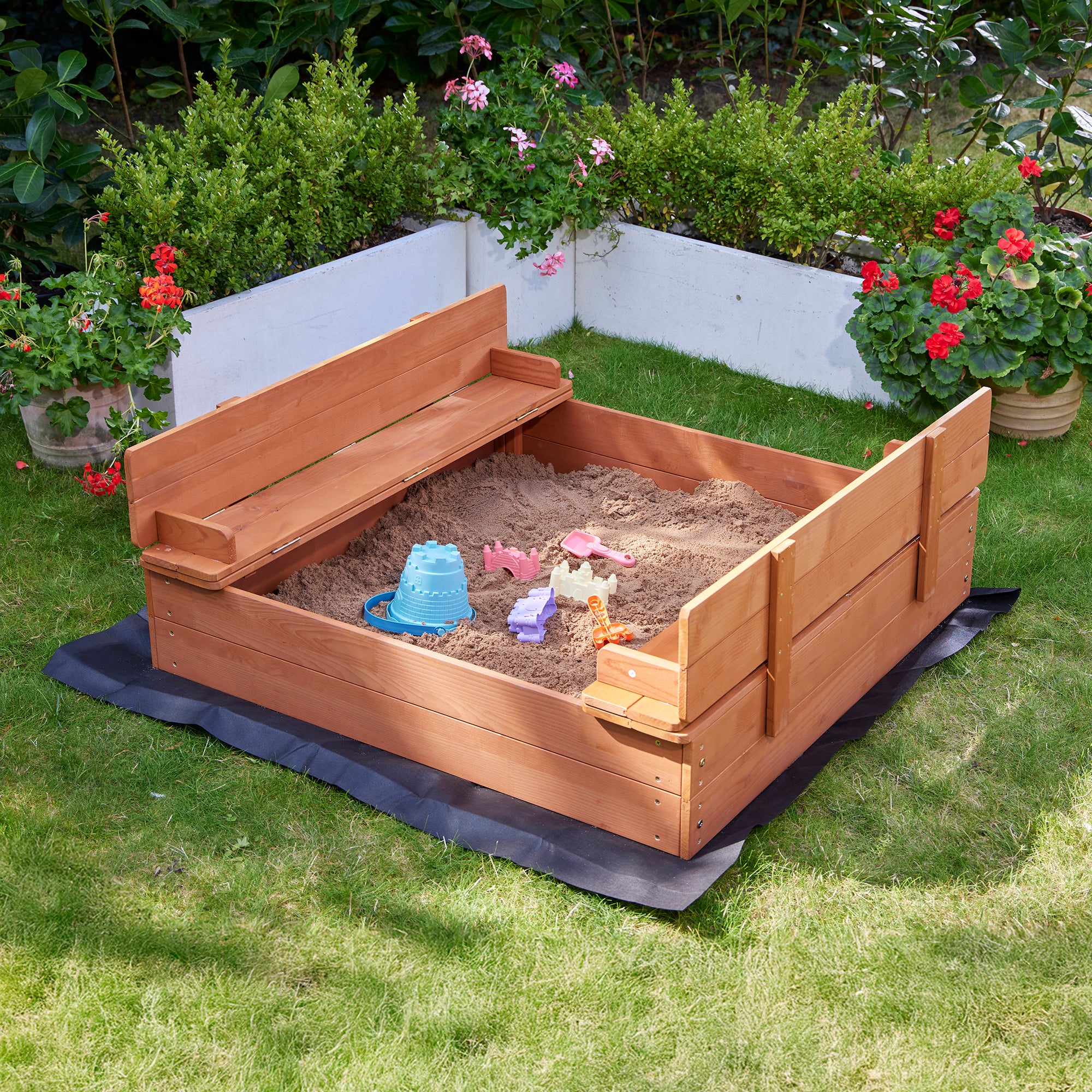 Children's Wooden Sandpit with Bench Seats and Cover (18 Months+)