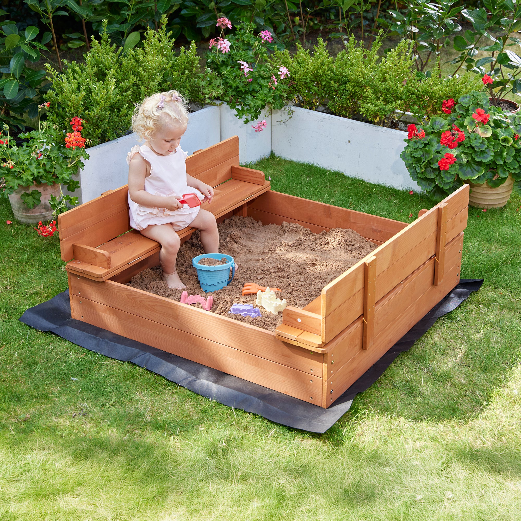 Children's Wooden Sandpit with Bench Seats and Cover (18 Months+)