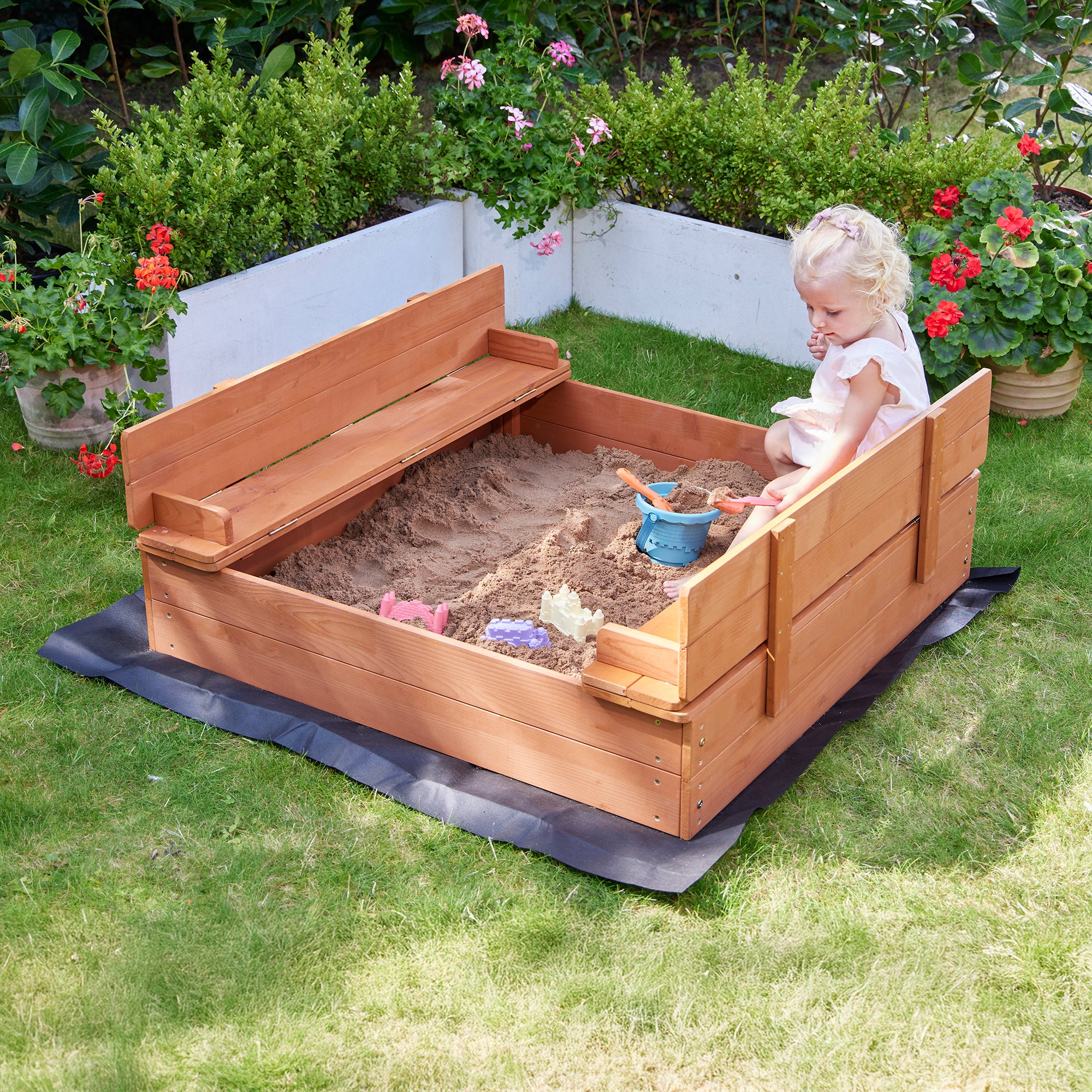 Children's Wooden Sandpit with Bench Seats and Cover (18 Months+)