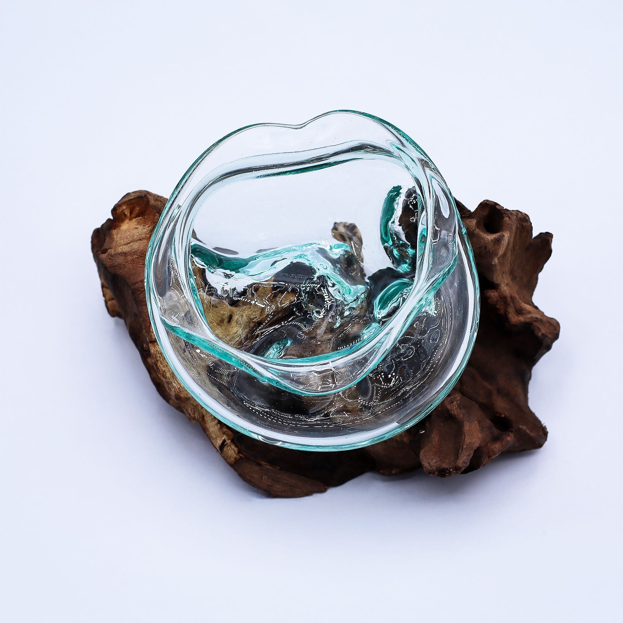 Handmade Molten Glass Wavy Bowl on Wood – 18cm Balinese Artisan Decor